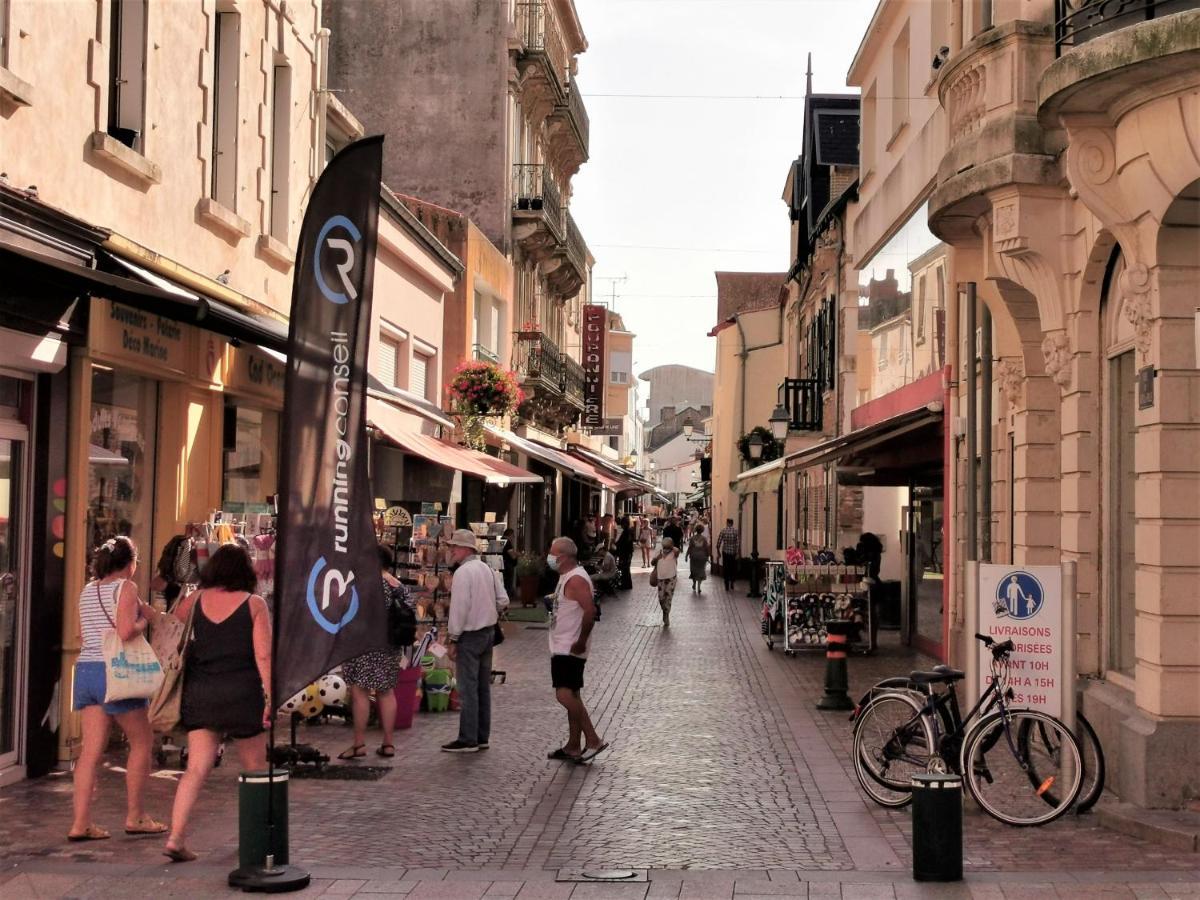 La Calypsette - Face Grande Plage Des Sables D'Olonne レ・サ​​ーブル・ドロンヌ エクステリア 写真